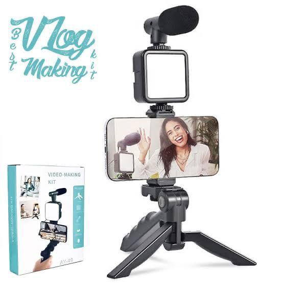Vlogger Video Making Kits Microphone Led Fill Light Mini Tripod Mobile Holder